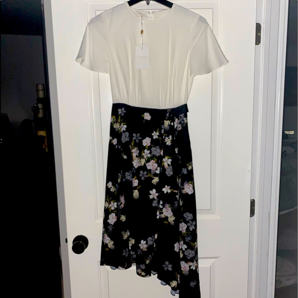 🖤🤍 Elegant Black Opal Floral Ted Baker Dress 🖤🤍